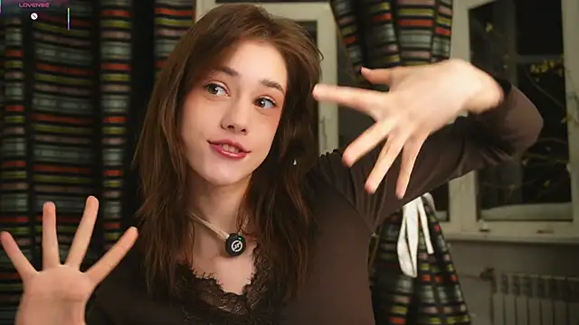 ttragedienne online show from December 2025 02:30:02 AM