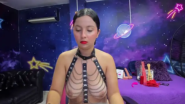 Thalia Cortea online show from November 2025 03:49:02 AM