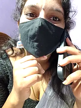 Snapshot of luci-queen chatting on September 2025 03:12:02 PM luci-queen online show from September 2025 03:12:02 PM