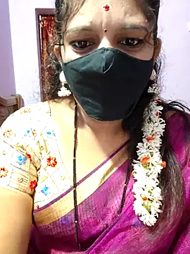 Snapshot of luci-queen chatting on September 2025 03:17:02 AM luci-queen online show from September 2025 03:17:02 AM