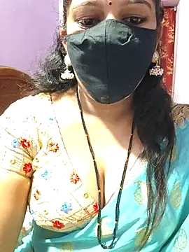 Snapshot of luci-queen chatting on September 2025 05:08:02 AM luci-queen online show from September 2025 05:08:02 AM