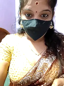 Snapshot of luci-queen chatting on September 2025 05:20:01 AM luci-queen online show from September 2025 05:20:01 AM