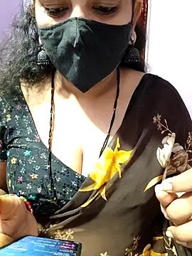 Snapshot of luci-queen chatting on October 2025 03:36:02 AM luci-queen online show from October 2025 03:36:02 AM