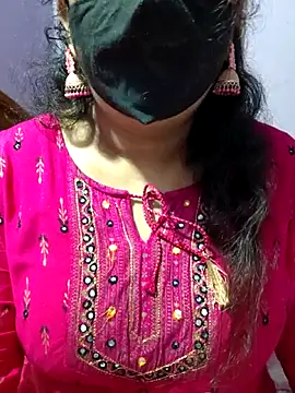 Snapshot of luci-queen chatting on October 2025 06:00:01 AM luci-queen online show from October 2025 06:00:01 AM