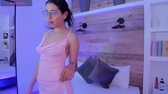 desireee  online show from February 2026 07:21:02 PM