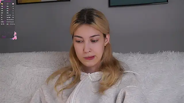 AngelicRice online show from April 2026 06:10:01 PM