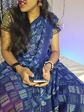hot spicey online show from April 2026 05:17:02 PM