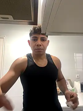 eduin069 online show from November 2025 12:17:01 PM