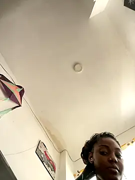 zaracollins01 online show from November 2025 07:27:01 PM