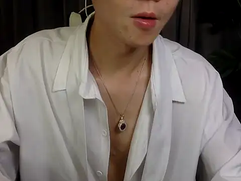 Snapshot of Zzchu chatting on September 2025 07:03:02 PM Zzchu online show from September 2025 07:03:02 PM