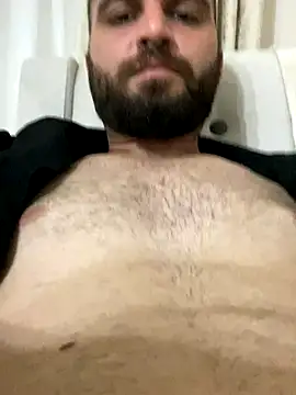 Snapshot of banuemre28 chatting on September 2025 05:36:01 PM banuemre28 online show from September 2025 05:36:01 PM