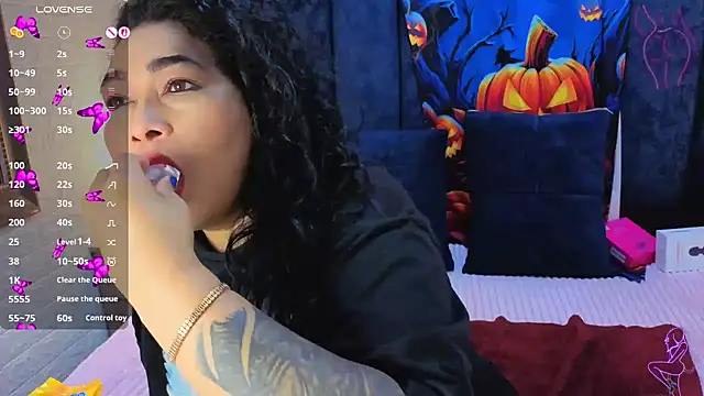 yunkeyc online show from October 2025 10:37:01 PM