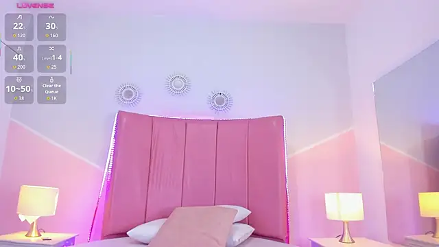  mia foxx online show from October 2025 07:42:02 PM