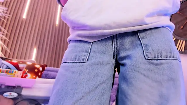 ArianaSantana online show from December 2025 12:55:01 PM