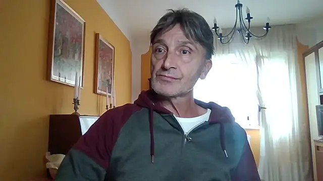 Snapshot of lattediyak chatting on October 2025 12:02:02 PM lattediyak online show from October 2025 12:02:02 PM