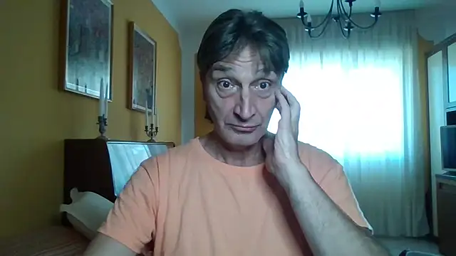 Snapshot of lattediyak chatting on October 2025 12:57:02 PM lattediyak online show from October 2025 12:57:02 PM