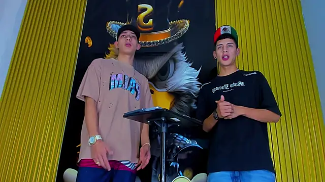 Dante Brown1  online show from November 2025 09:48:02 PM