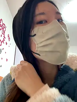 Lulu125216 online show from November 2025 04:29:01 PM