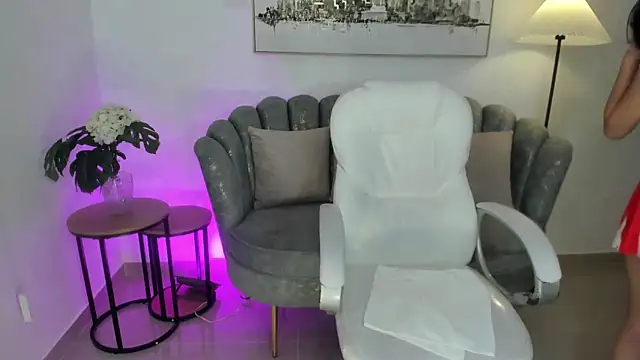 Snapshot of amara_foxx chatting on June 2026 06:54:02 PM amara foxx online show from June 2026 06:54:02 PM