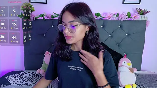 Im Lyan online show from November 2025 02:14:01 AM