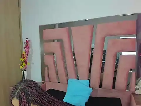 MaraKarly online show from September 2025 07:24:02 PM