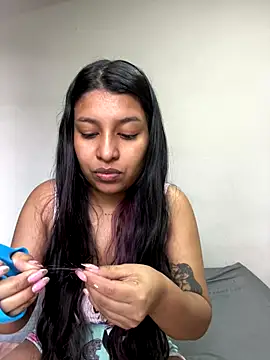  Chloe Smith online show from October 2025 03:36:02 PM