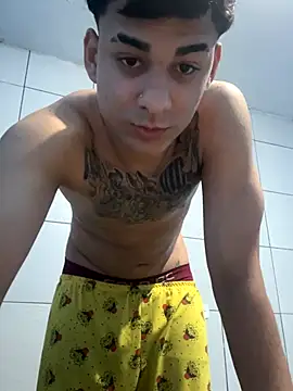 Snapshot of condenovin chatting on November 2025 07:12:02 PM condenovin online show from November 2025 07:12:02 PM