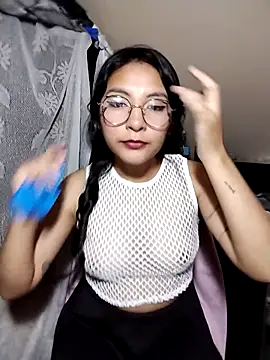 Snapshot of Regina_Shine chatting on October 2025 11:46:01 PM Regina Shine online show from October 2025 11:46:01 PM