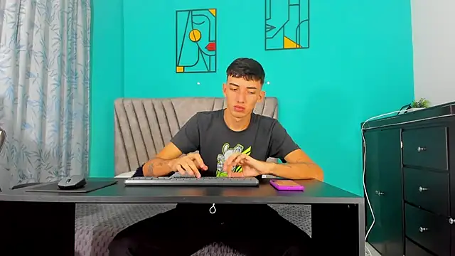 Maikol Ortiz online show from April 2026 12:32:02 PM