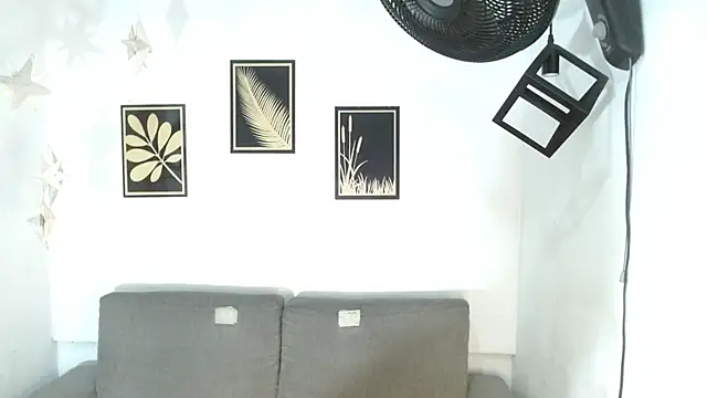 criss zuri online show from September 2025 11:32:02 AM