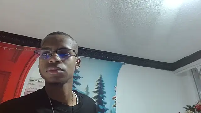 Snapshot of criss_zuri chatting on December 2025 12:34:02 PM criss zuri online show from December 2025 12:34:02 PM