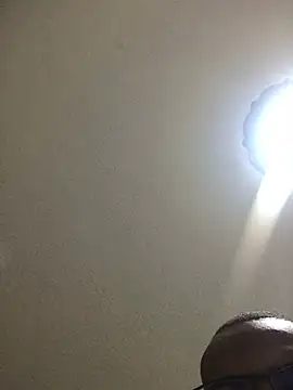 Snapshot of criss_zuri chatting on January 2026 12:32:02 PM criss zuri online show from January 2026 12:32:02 PM