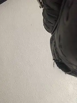 Snapshot of criss_zuri chatting on February 2026 01:07:01 PM criss zuri online show from February 2026 01:07:01 PM