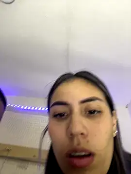 Snapshot of DannaftDavid chatting on September 2025 11:32:02 PM DannaftDavid online show from September 2025 11:32:02 PM