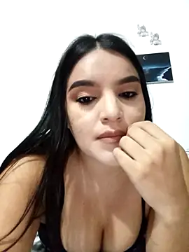 chloe 90 online show from December 2025 01:24:01 AM