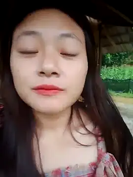 mai-xinh online show from September 2025 12:49:01 AM