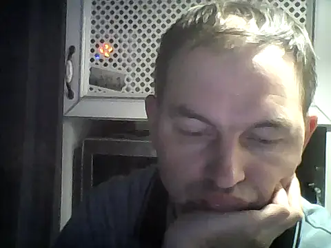 SummerArthur online show from September 2025 04:23:01 PM