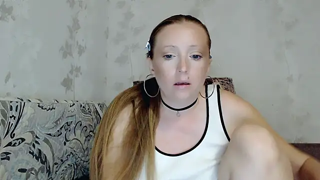 Snapshot of angelllsexy chatting on September 2025 06:19:02 PM angelllsexy online show from September 2025 06:19:02 PM