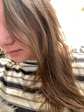 MiniVi online show from October 2025 07:07:01 AM