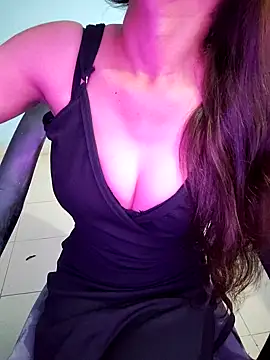 Snapshot of queen_visakha chatting on October 2025 06:58:01 AM queen visakha online show from October 2025 06:58:01 AM