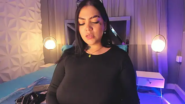 MAGIC TESSA online show from November 2025 10:32:01 PM