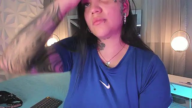 MAGIC TESSA online show from November 2025 08:07:02 PM