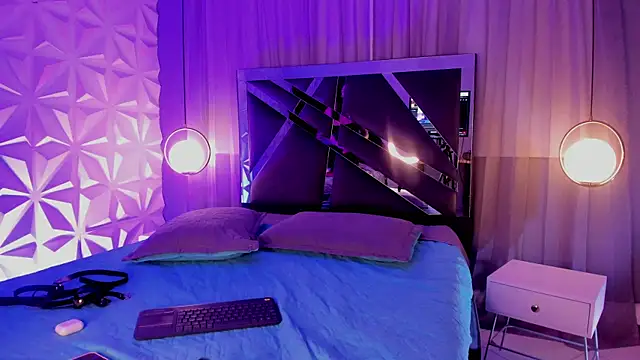 MAGIC TESSA online show from November 2025 01:15:02 PM