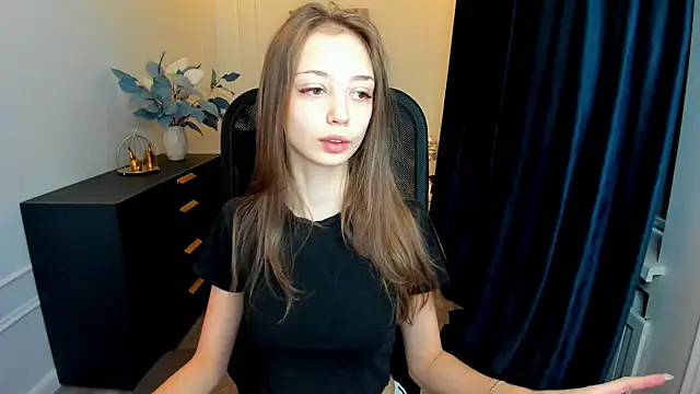 EmilyGraydis online show from September 2025 04:17:02 AM