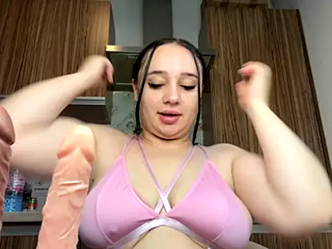 Snapshot of curvybombb chatting on November 2025 07:30:01 AM curvybombb online show from November 2025 07:30:01 AM
