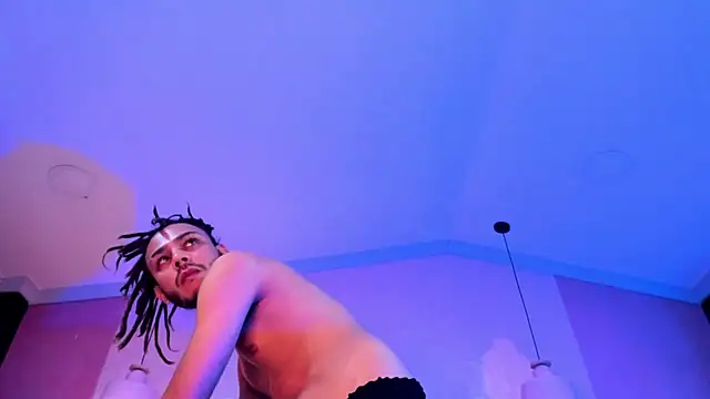 Boss Domiinator online show from November 2025 03:55:01 PM