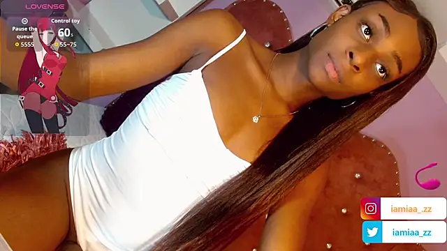 Snapshot of MariahMendezz chatting on November 2025 07:36:02 PM MariahMendezz online show from November 2025 07:36:02 PM