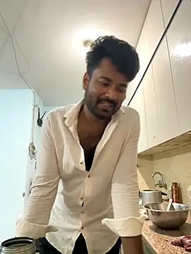 Snapshot of MeekBatgirl chatting on October 2025 12:19:01 PM MeekBatgirl online show from October 2025 12:19:01 PM