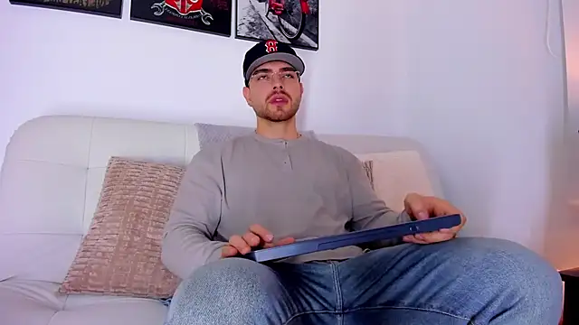 Snapshot of Ryan_cooper_1 chatting on March 2026 08:27:02 AM Ryan cooper 1 online show from March 2026 08:27:02 AM