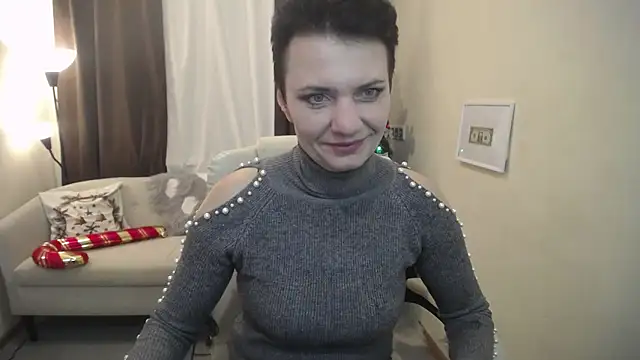 AvaSaturnian online show from December 2025 07:45:02 AM